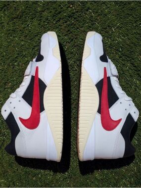 Authentic Travis Scott Jumpman Jack TR Red Sz 11